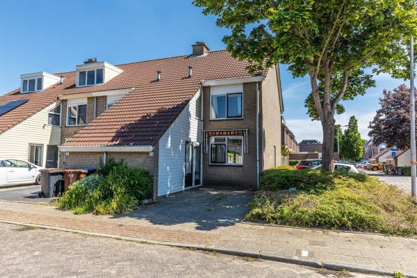 Woning Burgemeester van Niekerklaan 20 Hillegom
