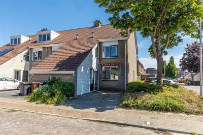 Woning Burgemeester van Niekerklaan 20 Hillegom