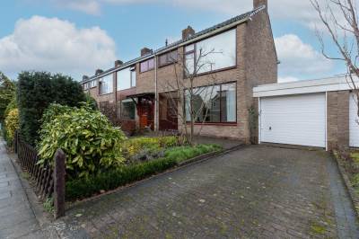 Woning Overweerse polderdijk 30 Purmerend