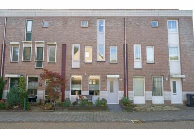 Woning Robert Stolzhof 177 Hoorn (NH)