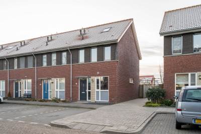Woning Dr.Tjalmastraat 17 Veen