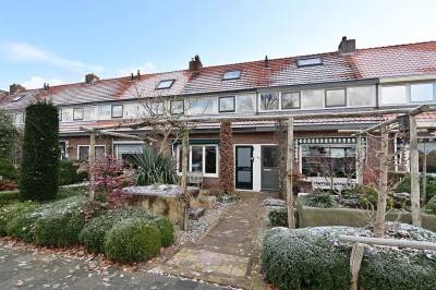 Woning B. van Rooijenstraat 36 Naarden