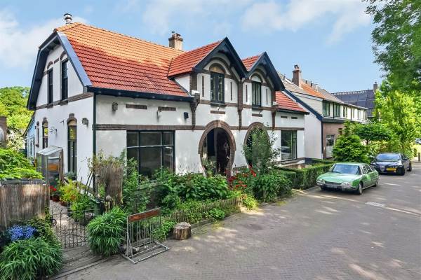 Woning Stationsdwarsstraat 1 Elst (GE)