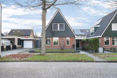 Woning De Omrin 15 Winsum (FR)