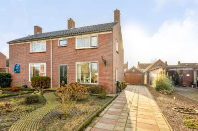 Woning Allersmaweg 15 Ezinge