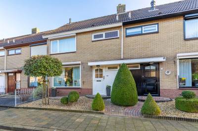 Woning Smalweer 13 Hardinxveld-Giessendam