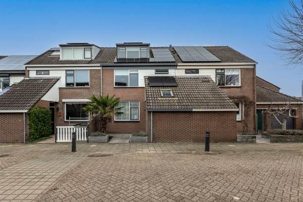 Woning Christinastraat 20 Benthuizen