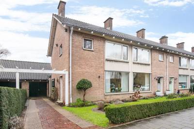 Woning Wilhelminasingel 15 Hendrik-Ido-Ambacht