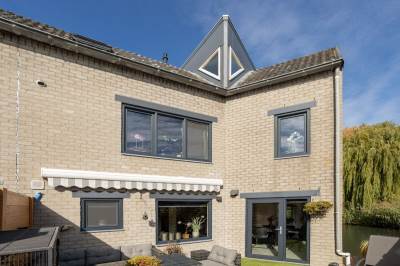 Woning Koetshuis 15 Oud-Beijerland