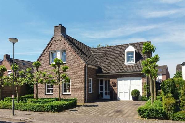 Woning Strikkenhof 1 Haelen