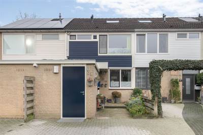 Woning Theo van Doesburgplantsoen 26 Meppel