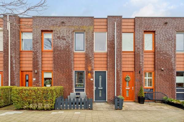 Woning Opper Van Treurenstraat 42 Heinenoord