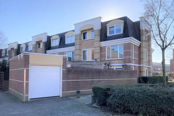 Woning De Hoge Bogerd 116 Hendrik-Ido-Ambacht