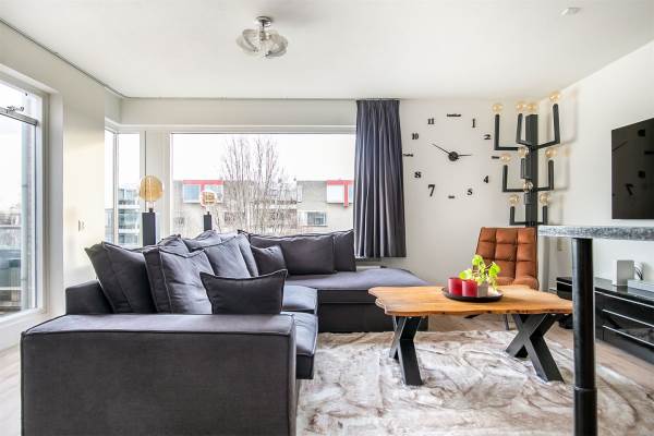 Woning Ambachtsplein 197 Rotterdam