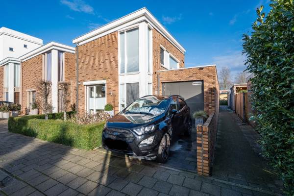 Woning Burgemeester Verstraatenlaan 15 Beuningen (GE)