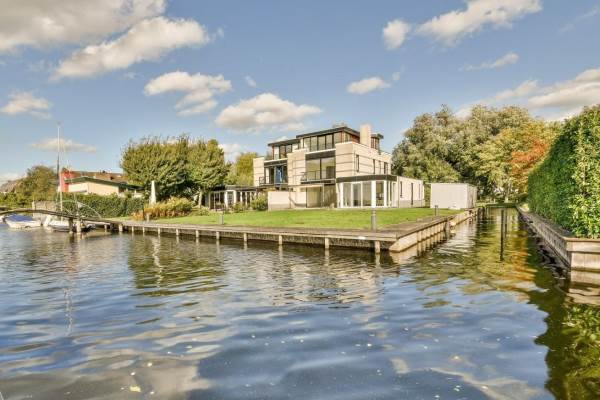 Woning Groenlandse kade 55 Vinkeveen