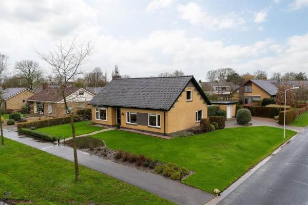 Woning Witteveenstraat 2A Kollum