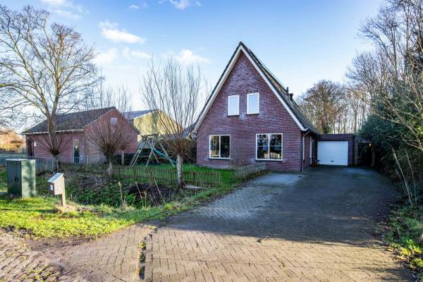 Woning Oude Nieuwlandseweg 1 Nieuwerkerk