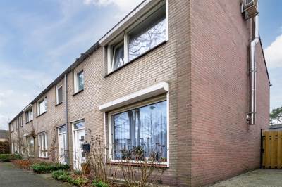Woning Mackayhof 7 Rijen
