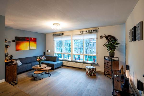 Woning Valkenburgerstraat 109 Amsterdam