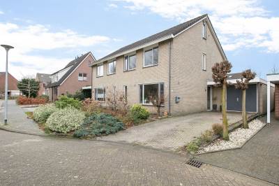 Woning Middenbree 22 Assen