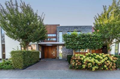 Woning Burgemeester Bracklaan 6 Reeuwijk