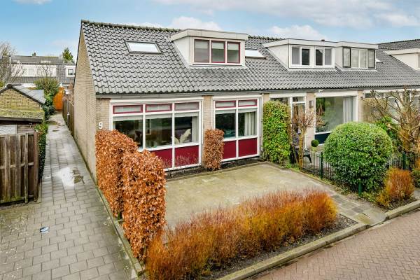 Woning Jan de Beyerhof 9 Ouderkerk aan de Amstel