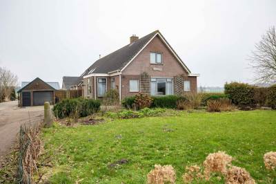 Woning Middenraai 58 Nieuweroord (Gem. Hoogeveen)