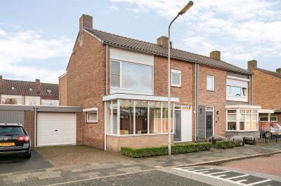 Woning Caspar Damstraat 30 Zundert