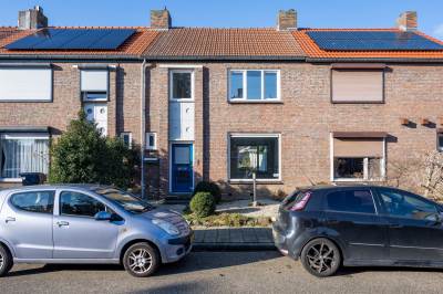 Woning Pastoor van Eijsstraat 64 Geleen