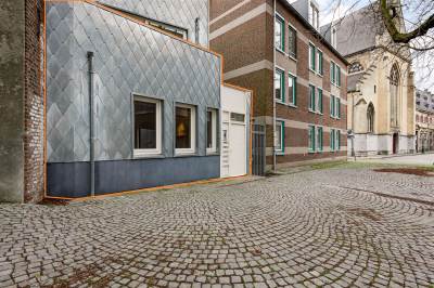 Woning Herdenkingsplein 12A01 Maastricht
