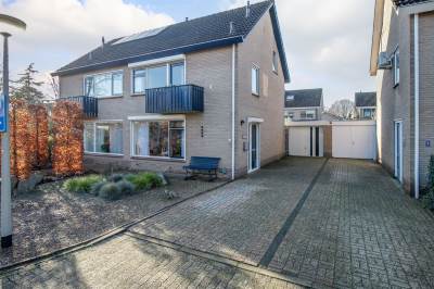 Woning Perzikstraat 10 Beneden-Leeuwen