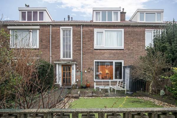 Woning Frederik van Eedenstraat 82 Voorburg