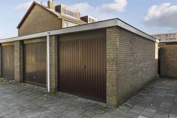 Garage Saffierstraat 48D Leiden