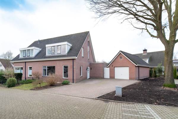 Woning Reehorst 11 Luttenberg