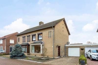 Woning Wilgenstraat 15 Maasbree