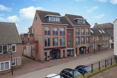 Woning Kerkplein 17b Neer