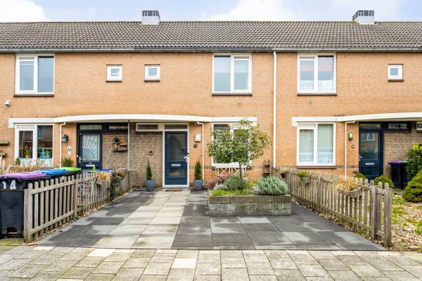 Woning Lau Mazirelstraat 12 Spijkenisse