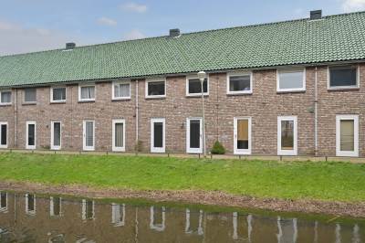 Woning Van der Woudendijk 95 Den Haag