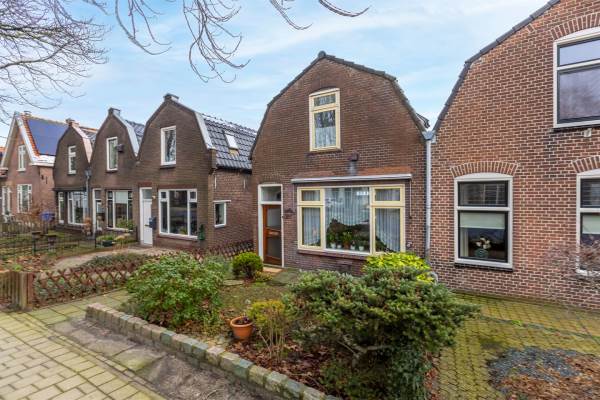 Woning Stationsweg 127 Sliedrecht
