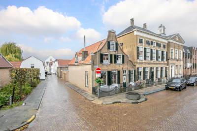 Woning Voorstraat 11 Dirksland