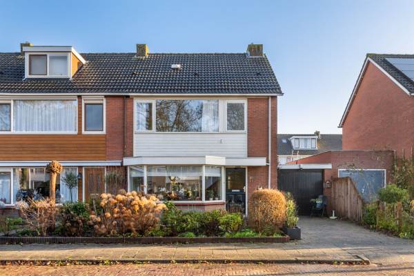Woning Vincent van Goghlaan 14 Woerden