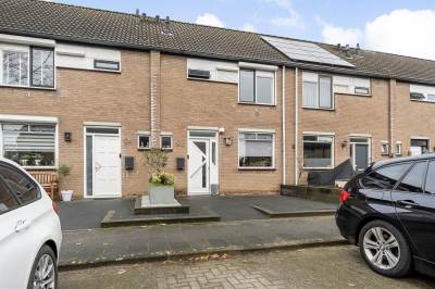 Woning Kamperfoelie 82 Poortugaal