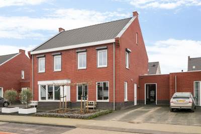 Woning Burgemeester Van Stapelestraat 23 Tholen