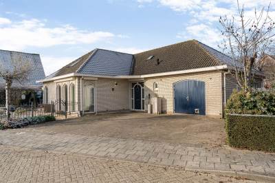 Woning Schilfgaarde 32 Tiel