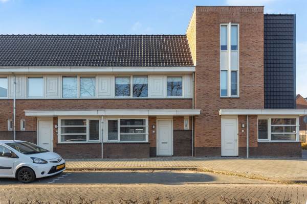 Woning Pastoor van Leeuwenstraat 34 Helmond