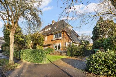 Woning van Dijcklaan 4 Naarden