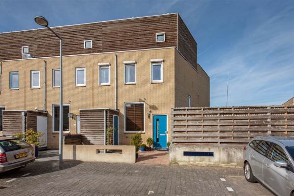 Woning Glazenmakerhof 124 Den Haag