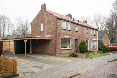 Woning Oudland van Altenastraat 9 Sleeuwijk