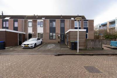 Woning Lunenburgstraat 12 Hellevoetsluis